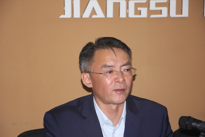 1641786918883078.jpg 202201總結(jié)表彰會(huì)9.jpg